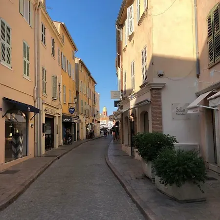 Trois Pieces Tropez * Сен-Тропе