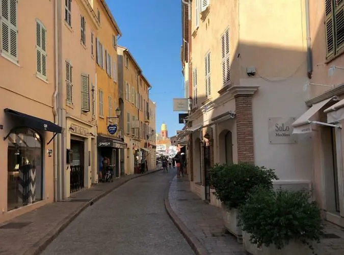 Trois Pieces Tropez * Saint-Tropez